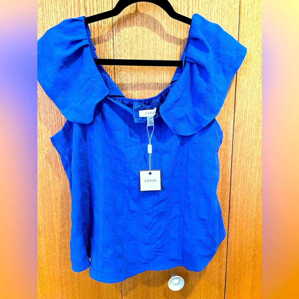 NWT Cupid seersucker square neck flutter sleeve Women’s L Blue